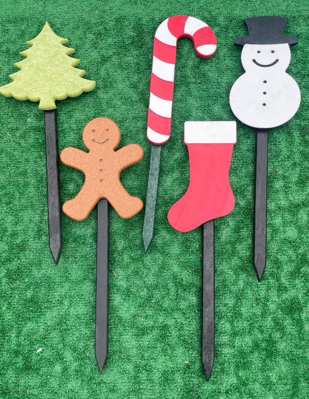 Poly Christmas Tree Yard Sticks - Light or Dark Green with Black Yard Stakes - Perfect Christmas Home Decor