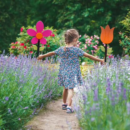 Poly Daisy Yard Stake  - Amish Made Poly Flower Decorations - The Flowers that Last Forever - Built a Vibrant Garden Poly Flower Yard Stakes